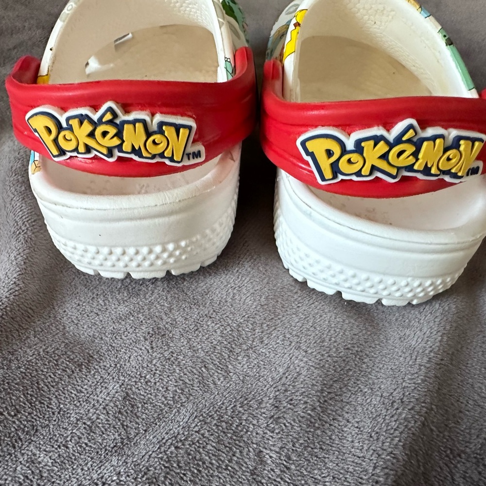 CROCS Kids Slippers Pokémon - Picture 5 of 9